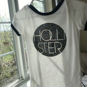 hollister t-shirt size S